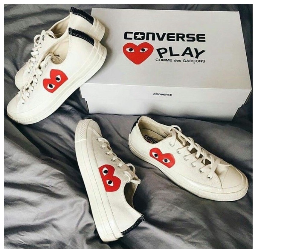 Converse play outlet box