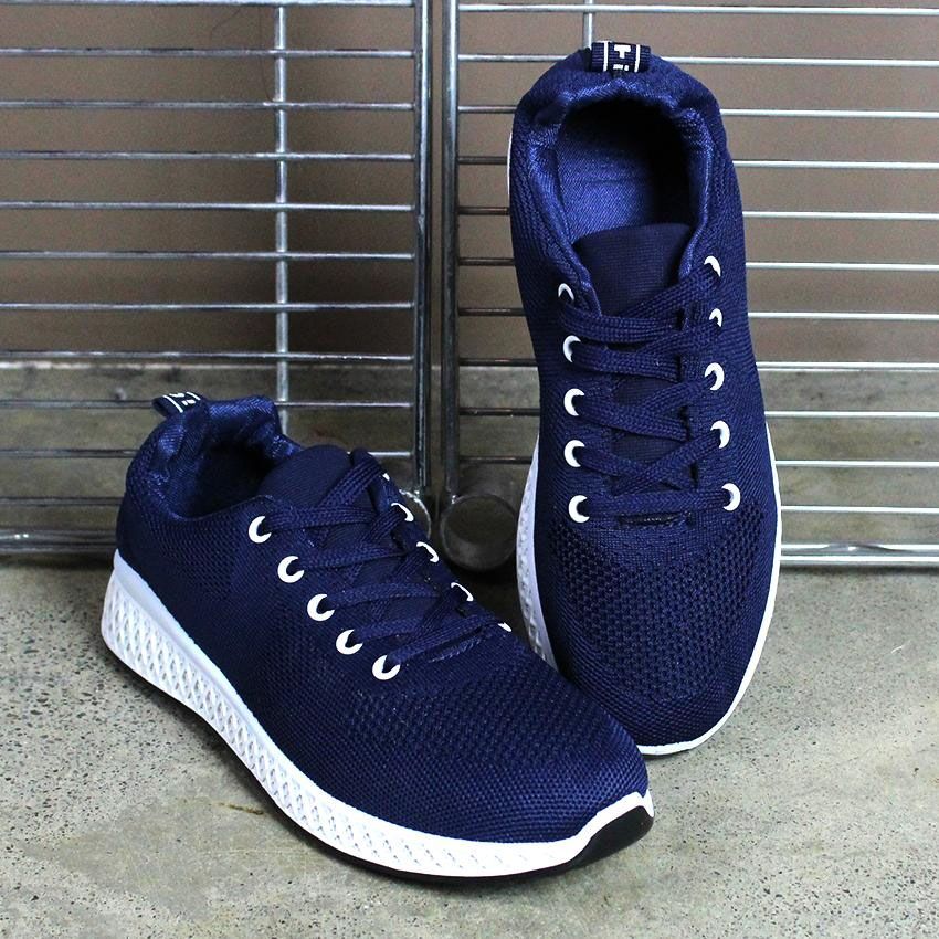 blue sneakers men