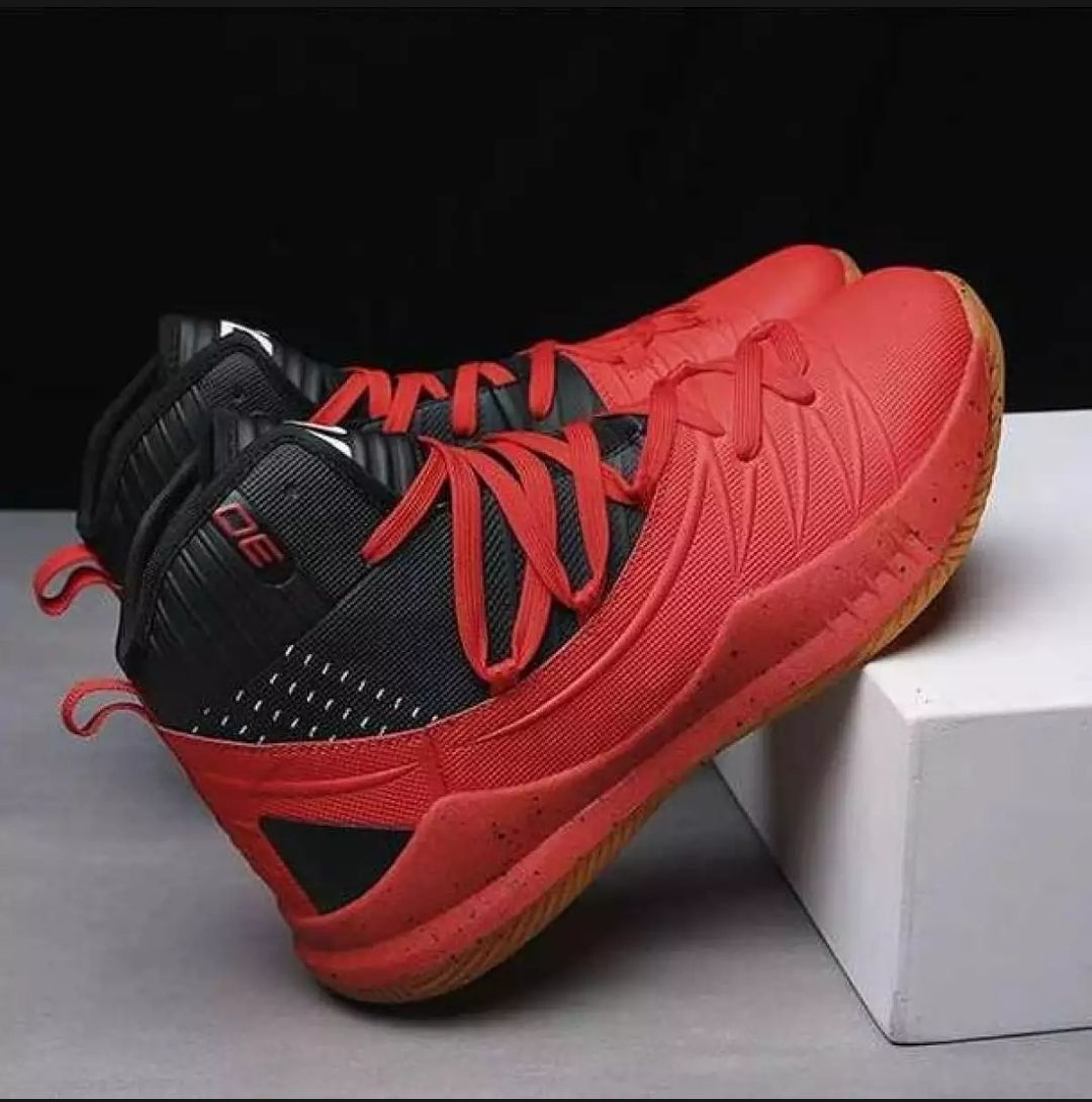 curry 5 red