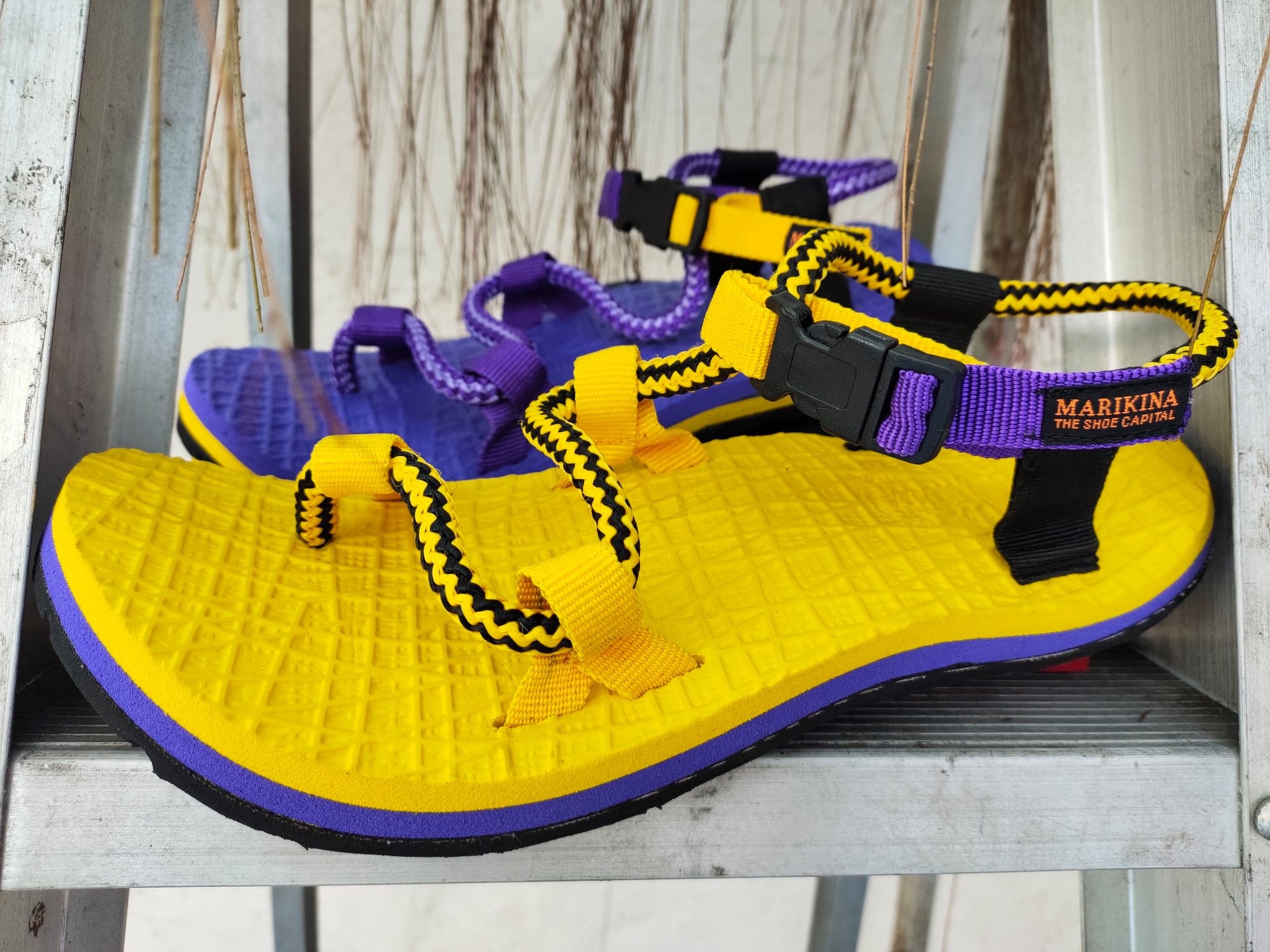 kobe bryant sandals