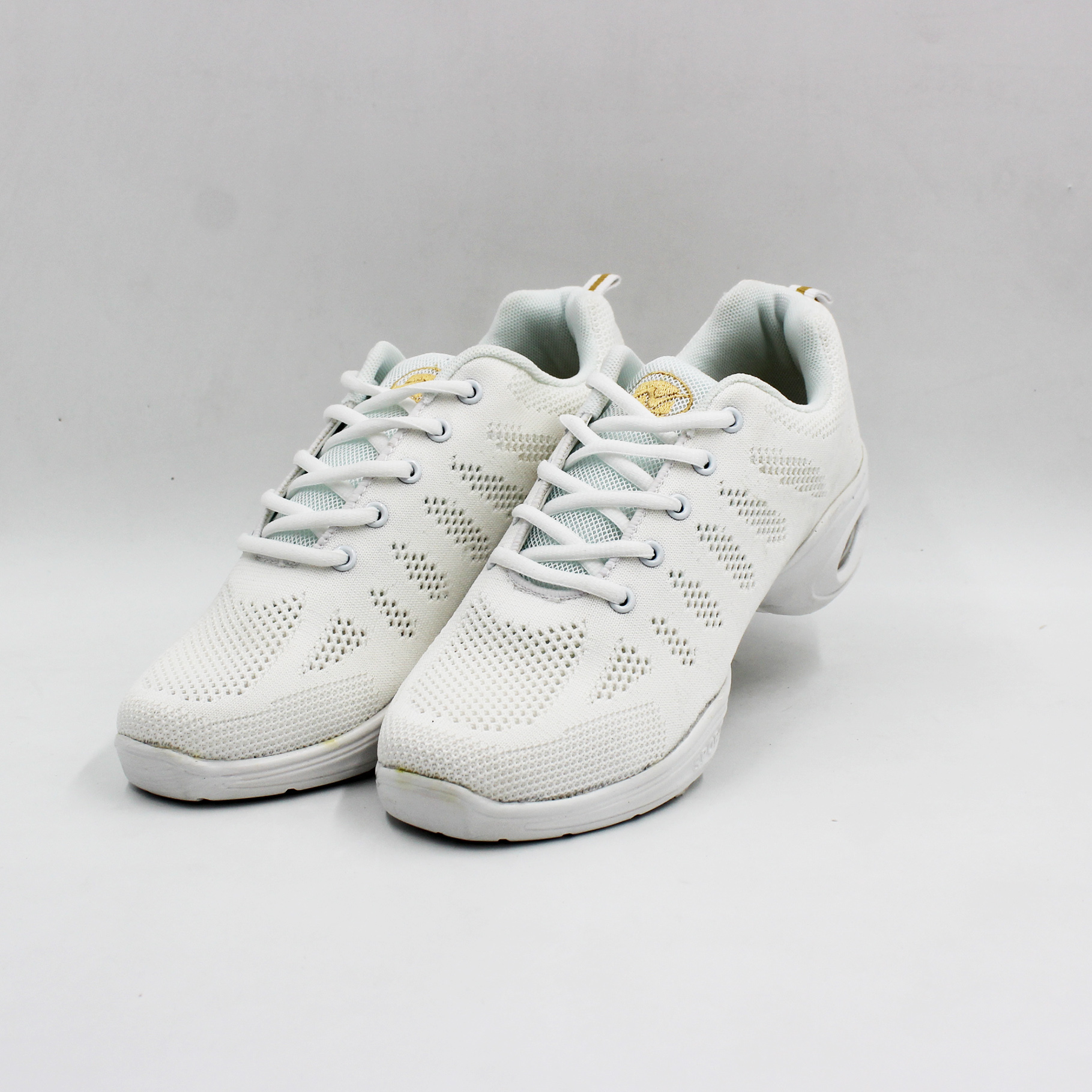 white rubber shoes for men